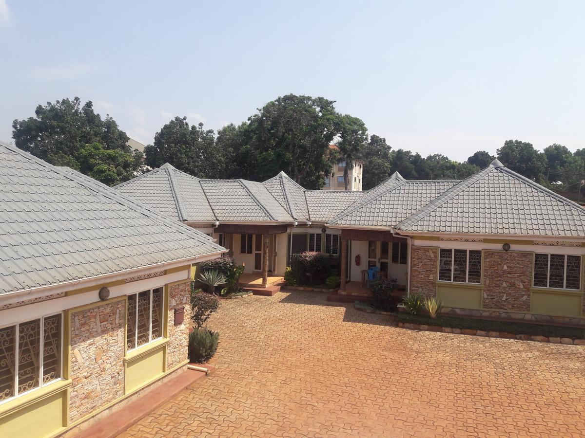 Prestige Resort Cottages Entebbe Ngoại thất bức ảnh